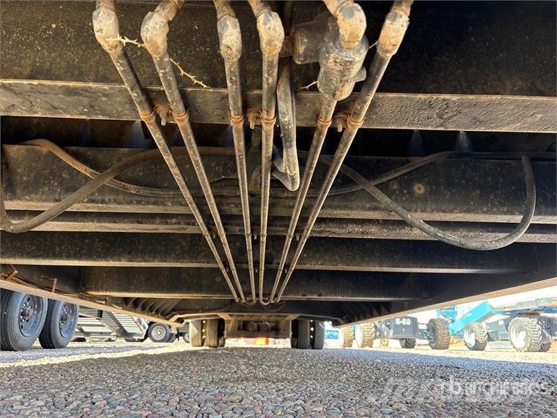 Ledwell 38 ft T/A Hydraulic Tail Trailer لوادر منخفضة