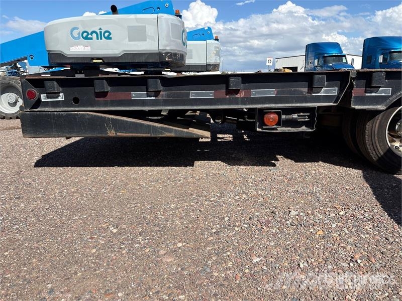 Ledwell 38 ft T/A Hydraulic Tail Trailer لوادر منخفضة