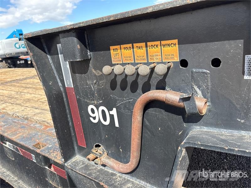 Ledwell 38 ft T/A Hydraulic Tail Trailer لوادر منخفضة