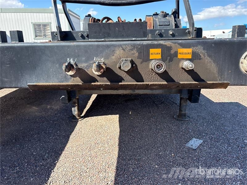Ledwell 38 ft T/A Hydraulic Tail Trailer لوادر منخفضة