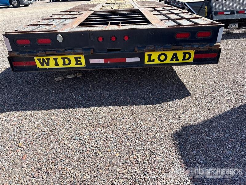 Ledwell 38 ft T/A Hydraulic Tail Trailer لوادر منخفضة
