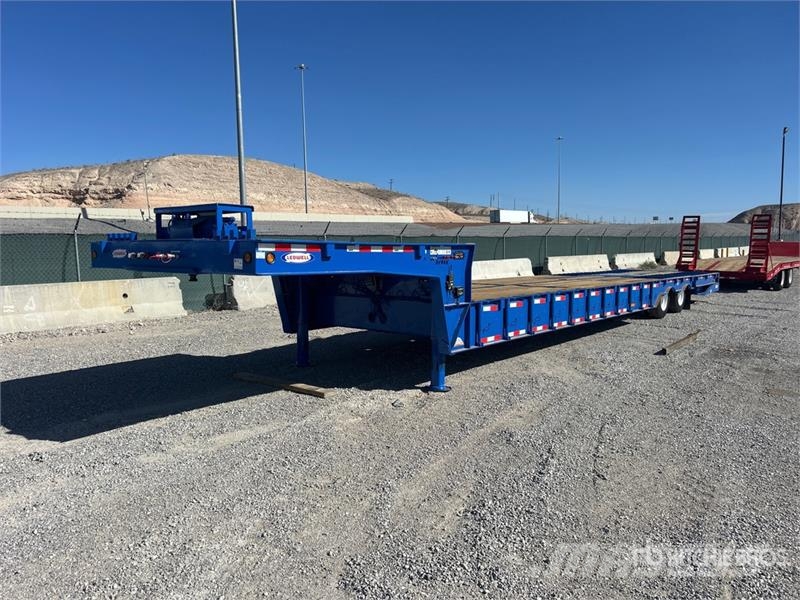 Ledwell 48 ft T/A Hydraulic Tail Trailer Maskinhenger