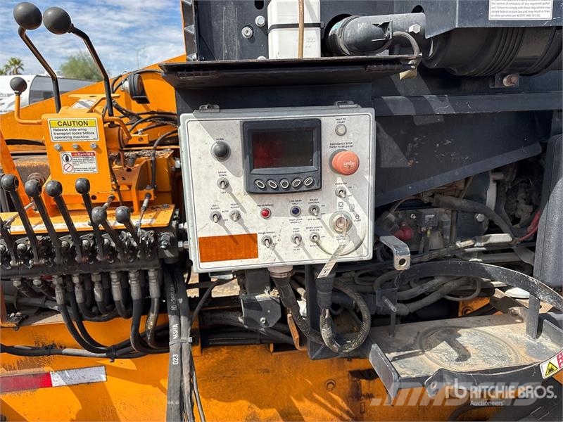 LeeBoy 1000 Track Asphalt Paver Asphalt pavers