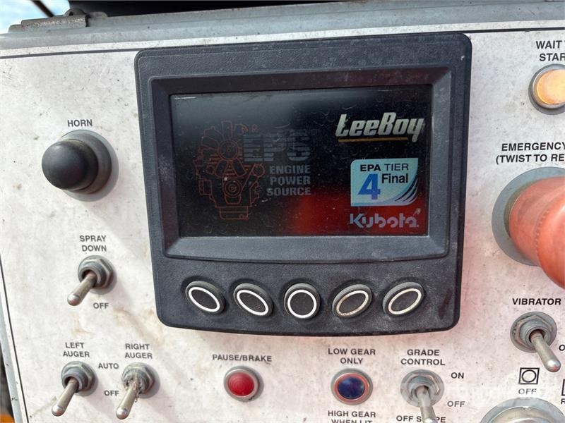 LeeBoy 1000G Track Asphalt Paver Aszfalt terítõ gépek