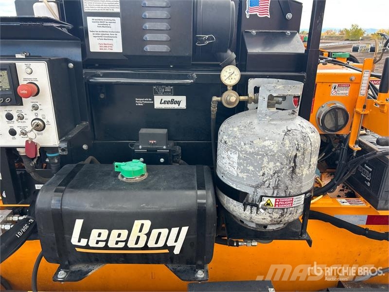LeeBoy 7000C Track Asphalt Paver Strassenfertiger