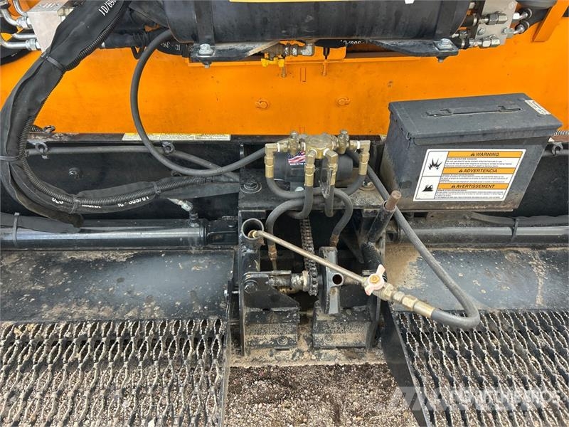 LeeBoy 7000C Track Asphalt Paver Strassenfertiger