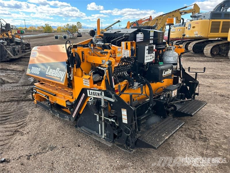 LeeBoy 7000C Track Asphalt Paver Strassenfertiger