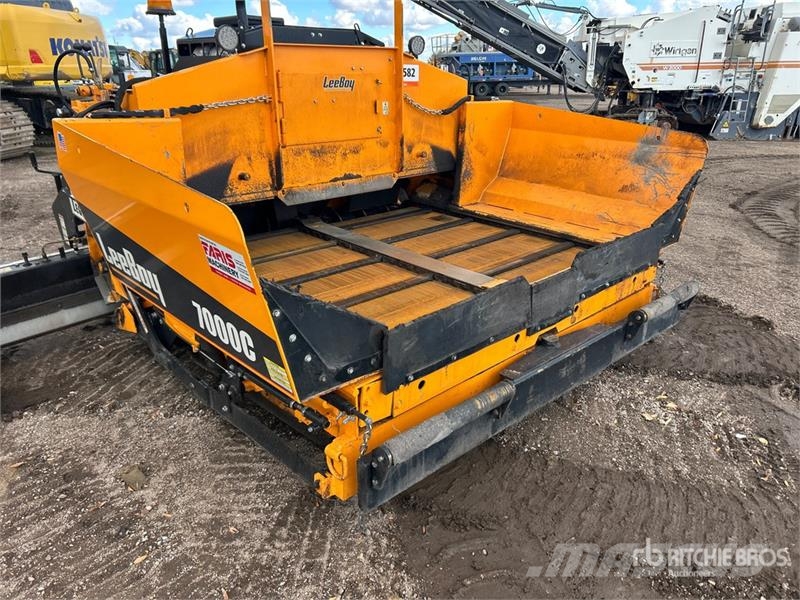 LeeBoy 7000C Track Asphalt Paver Strassenfertiger