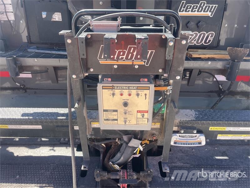 LeeBoy 8520C Track Asphalt Paver Asphalt pavers