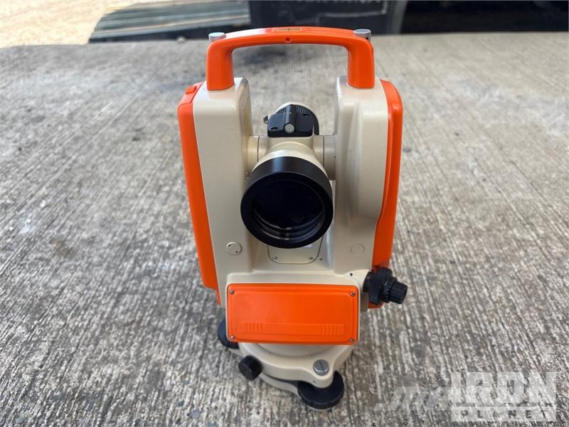 Leica Theodolite Citas sastāvdaļas