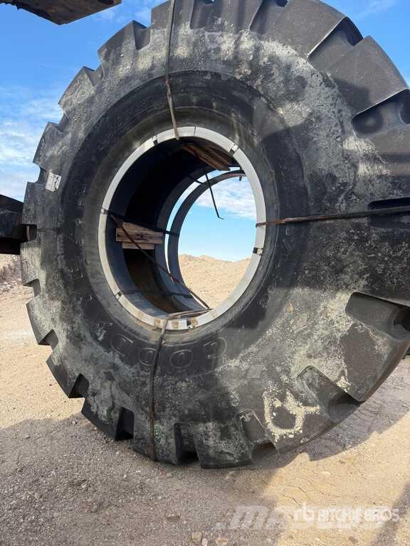 LeTourneau L1350 Wheel Loader Pyöräkuormaajat