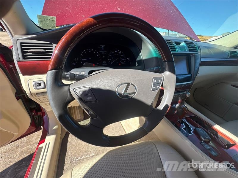 Lexus LS460 Automobile Cars