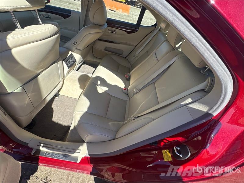 Lexus LS460 Automobile Cars