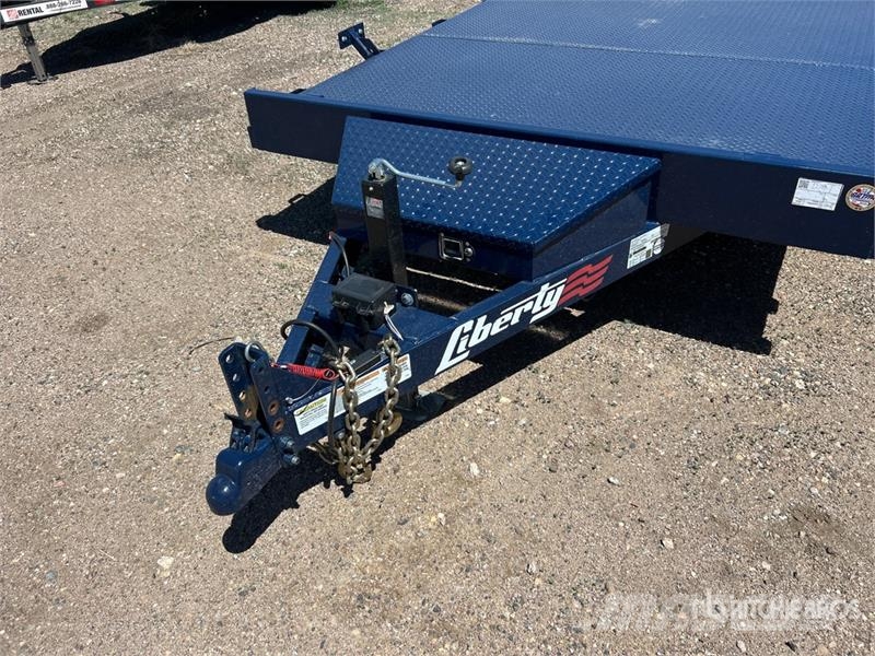 Liberty 20 ft T/A Equipment Trailer Auto pārvadāšanas treileri