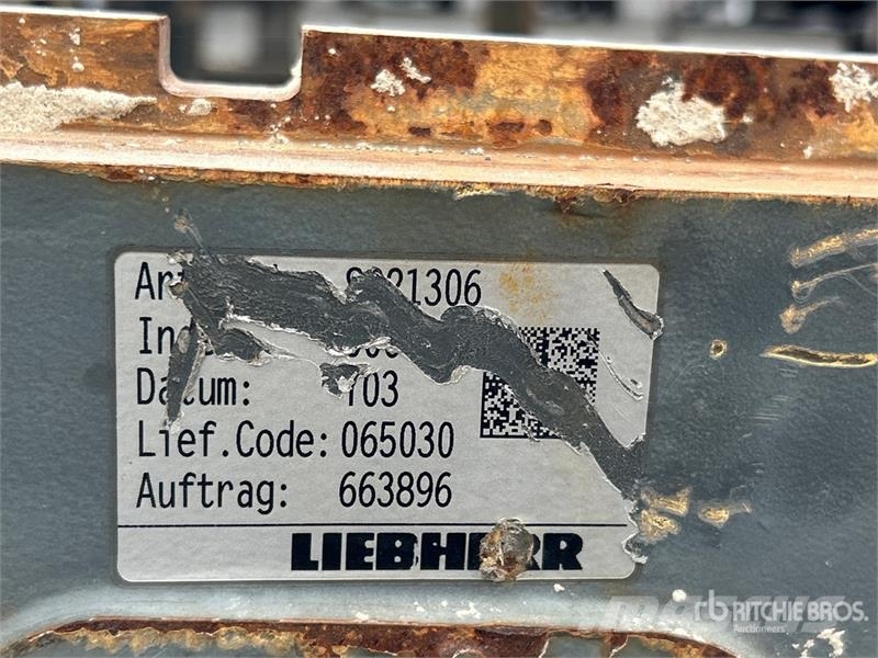 Liebeherr 47 in Q/C Wheel Loader Forks Vilice