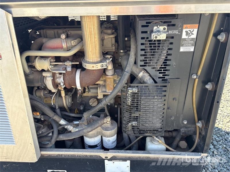 Lincoln Air Vantage 600 Skid-Mounted Multi-Process 3-in-1  Soldadoras