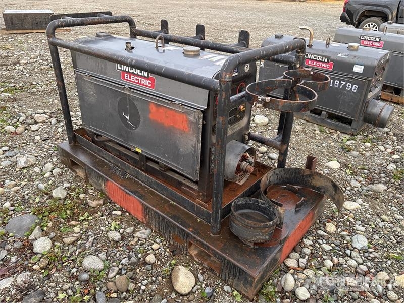 Lincoln Electric Electric Classic 300D 300 A Skid-Mounted Metināšanas iekārtas
