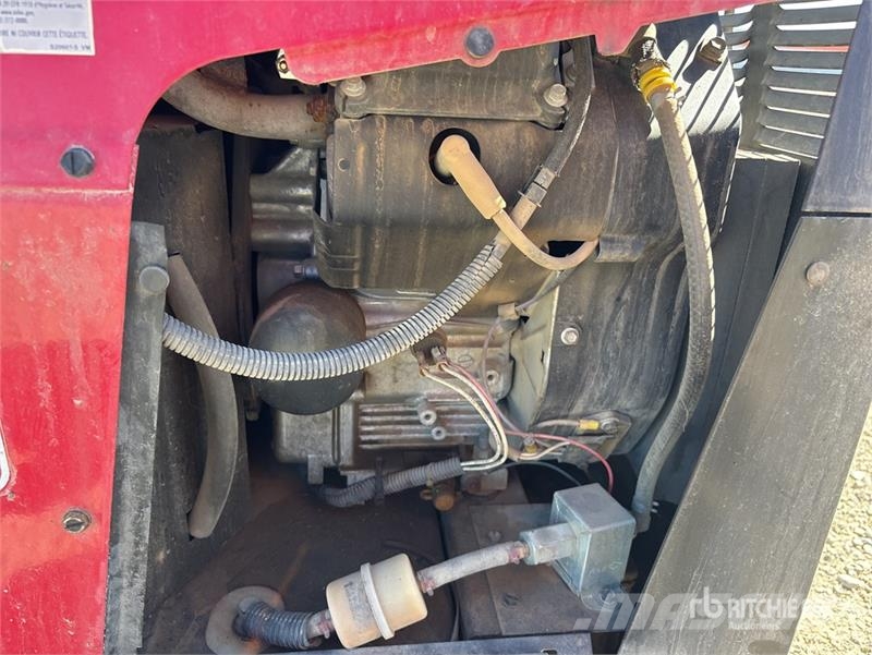 Lincoln Electric Electric 300 A Skid-Mounted Electric Weld Keevitusagregaadid