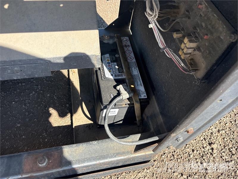 Lincoln Electric Electric SAE 400 Electric Welder Varilni instrumenti
