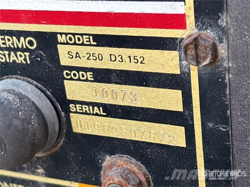 Lincoln Electric Electric SA250 325 A Engine Driven Welder Poste à souder
