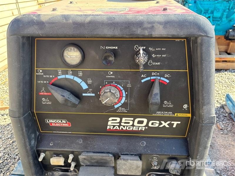 Lincoln Electric Electric Ranger 225 225 A Skid-Mounted Mu Svejsemaskiner