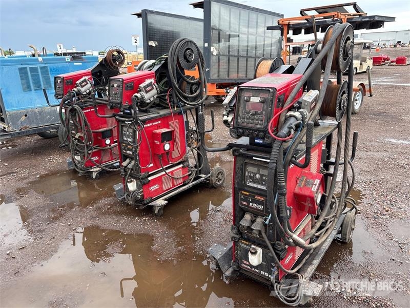 Lincoln Electric of (3) Lincoln Electric Power Wave 80 A Soldadoras