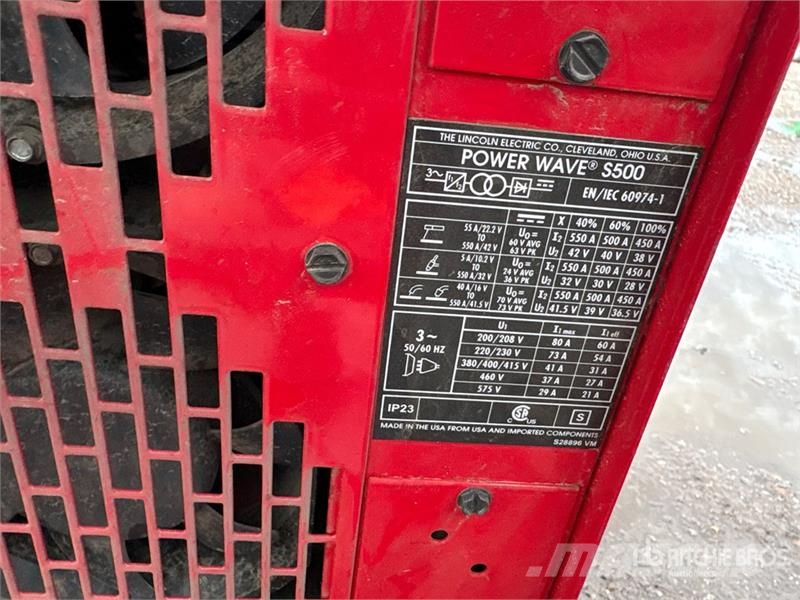 Lincoln Electric of (3) Lincoln Electric Power Wave 80 A Soldadoras