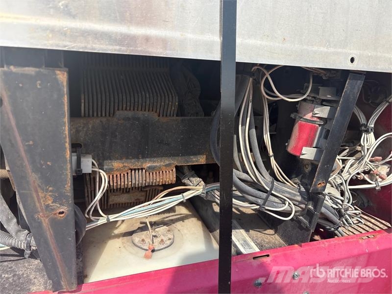 Lincoln GX300 300 A Gas Engine Driven Welder ماكينات لحام