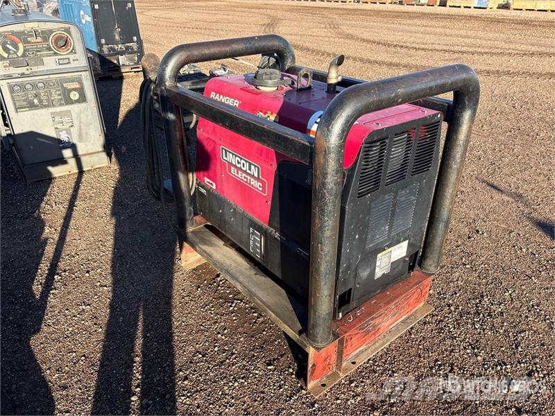 Lincoln Ranger 225 Electric Welder Welding Equipment