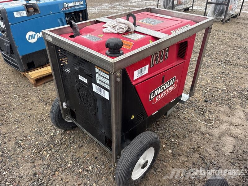 Lincoln Ranger 330MPX 330 A Skid-Mounted Multi-Process Eng Poste à souder