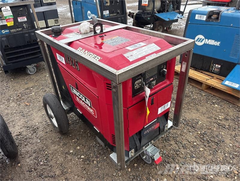Lincoln Ranger 330MPX 330 A Skid-Mounted Multi-Process Eng Poste à souder