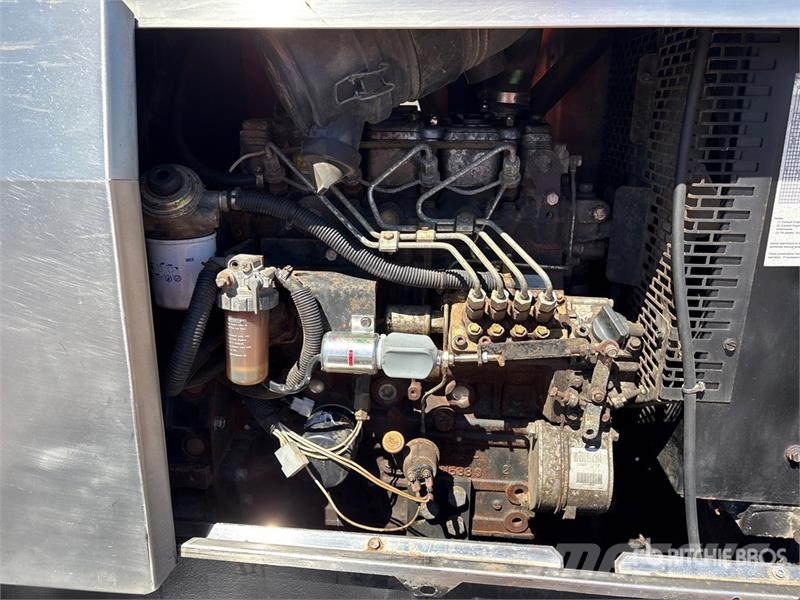 Lincoln Vantage 400 41 A Mobile Multi-Process Engine Drive Varilni instrumenti