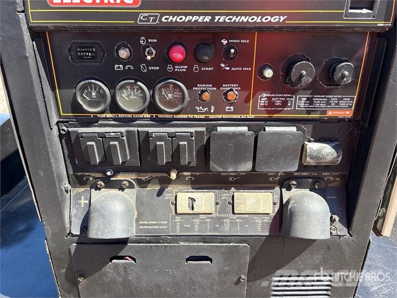 Lincoln Vantage 400 Mobile Multi-Process Engine Driven Wel Welding machines
