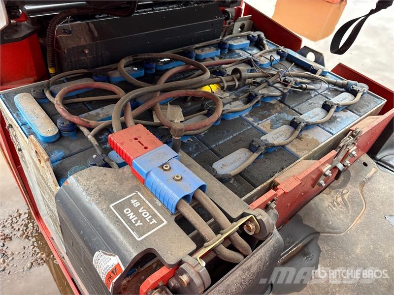 Linde E20C 2730 lb Electric Forklift Электропогрузчики