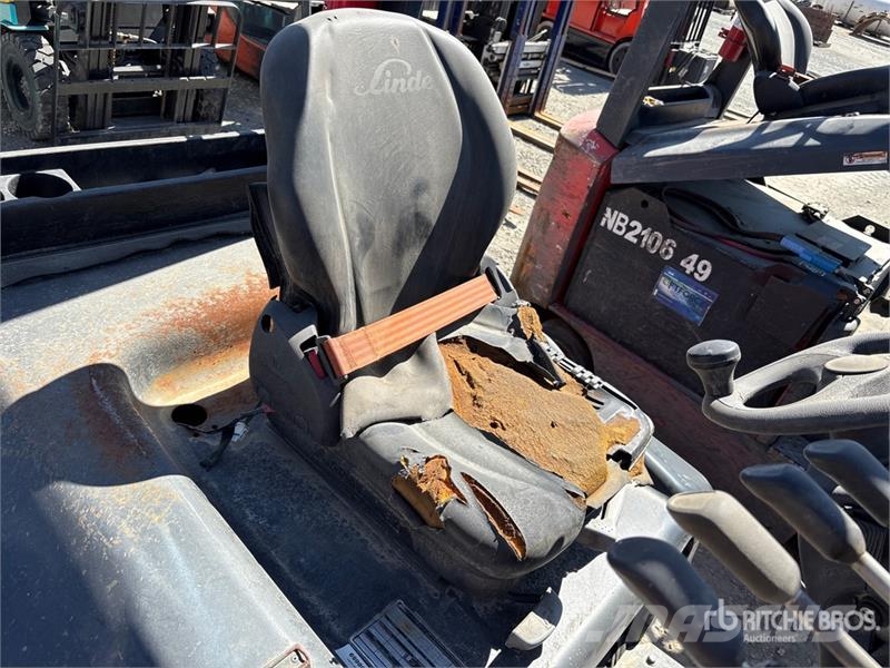 Linde E32CL-48V Electric Forklift Electric forklifts