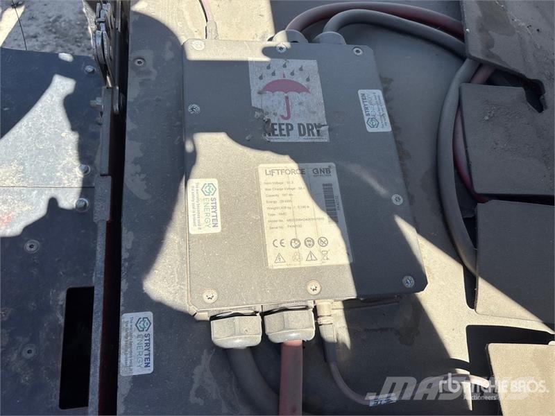 Linde E32CL-48V Electric Forklift Electric forklifts