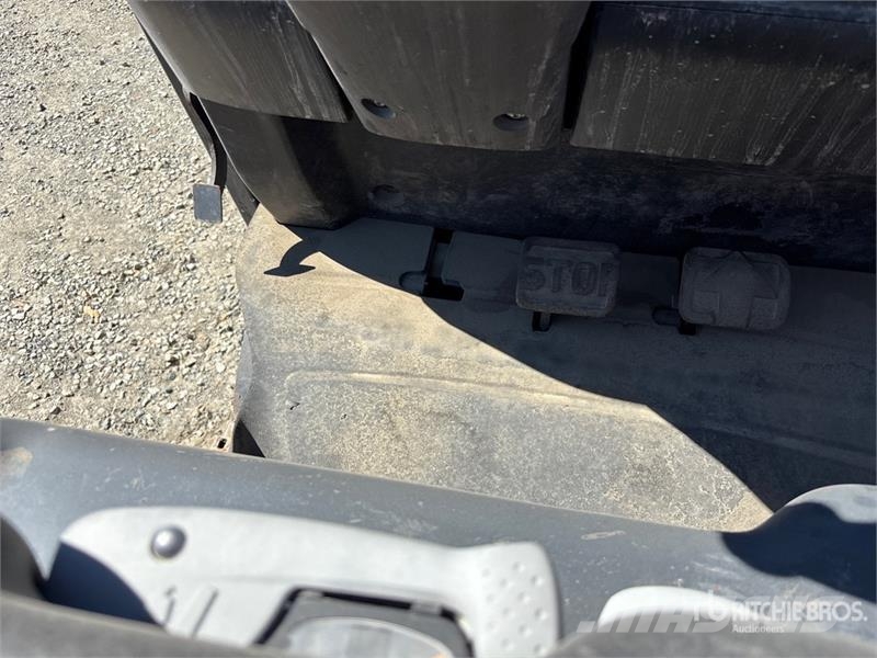 Linde E32CL Electric Forklift Electric forklifts