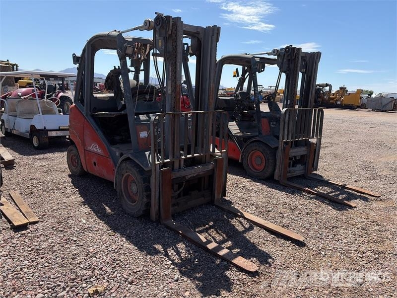 Linde H35D 7000 lb Pneumatic Tire Forklift Autres Chariots élévateurs
