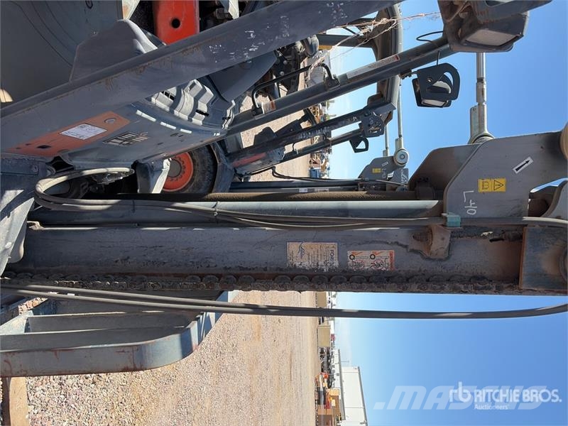 Linde H35D 7000 lb Pneumatic Tire Forklift Autres Chariots élévateurs