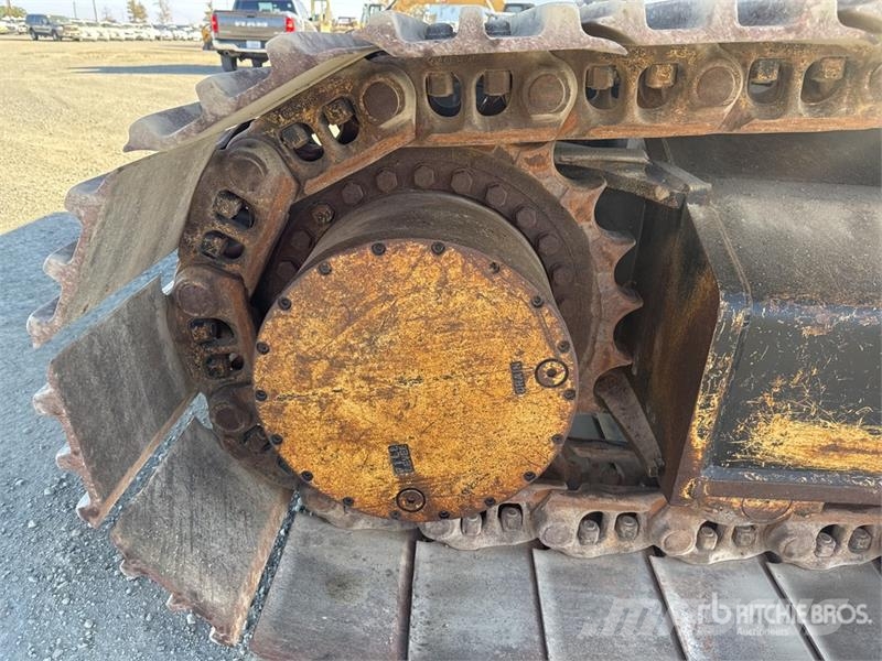 Link-Belt 330 LX Tracked Excavator Pásová rýpadla