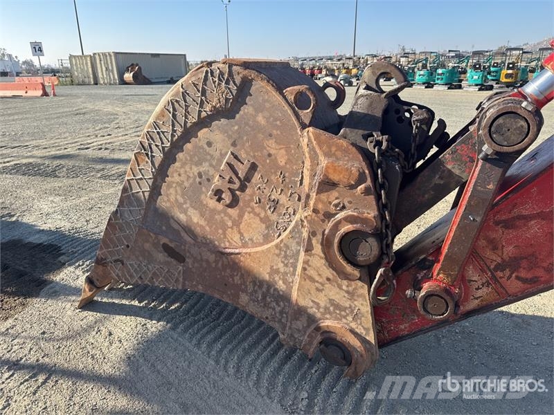 Link-Belt 330 LX Tracked Excavator Pásová rýpadla