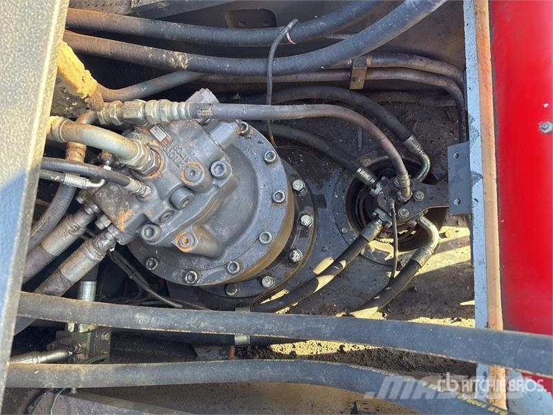 Link-Belt 330 LX Tracked Excavator Pásová rýpadla