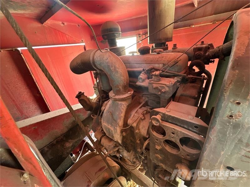 Link-Belt LS-58 15400 lb Lattice-Boom Crawler Crane Grue sur chenilles