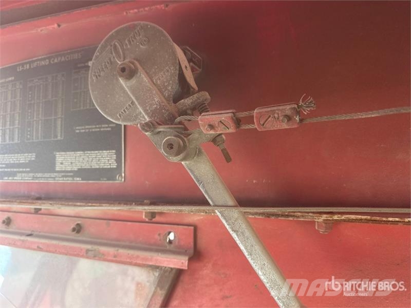 Link-Belt LS-58 15400 lb Lattice-Boom Crawler Crane Grue sur chenilles