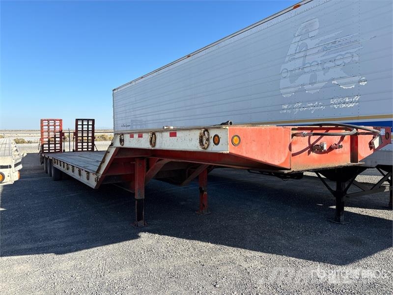 Load King 22700 lb 47 ft Tri/A Step Deck Trailer Низькорамні причепи