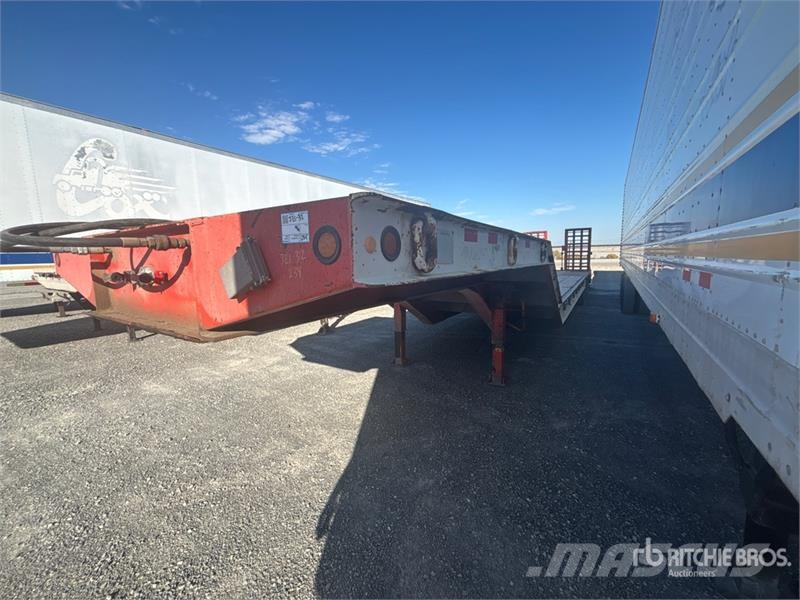 Load King 22700 lb 47 ft Tri/A Step Deck Trailer Низькорамні причепи