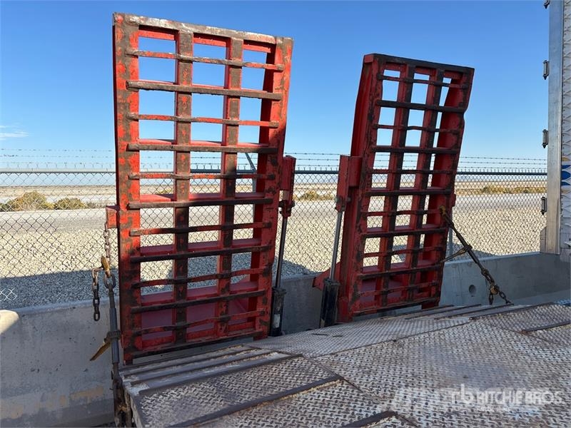 Load King 22700 lb 47 ft Tri/A Step Deck Trailer Низькорамні причепи