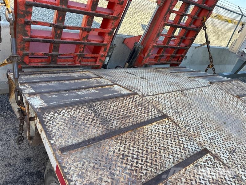 Load King 22700 lb 47 ft Tri/A Step Deck Trailer Низькорамні причепи