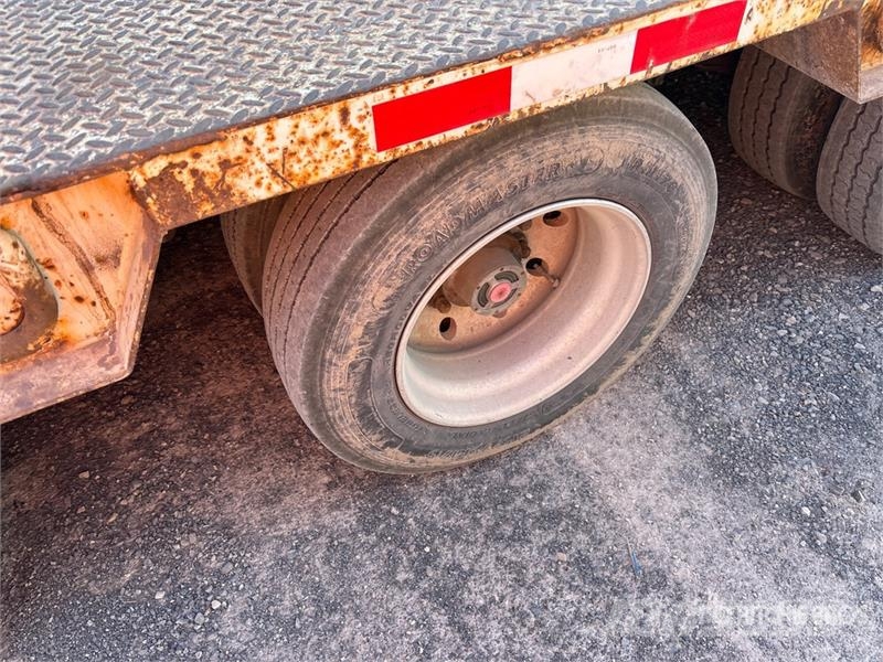 Load King 47 ft Tri/A Step Deck Trailer Low loaders