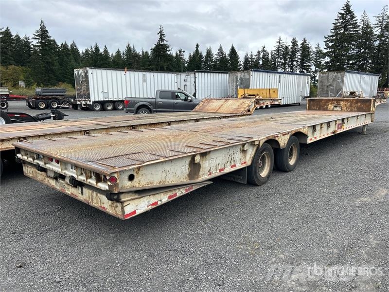 Load King HFT70 48 ft T/A Hydraulic Tail Trailer Dieplader